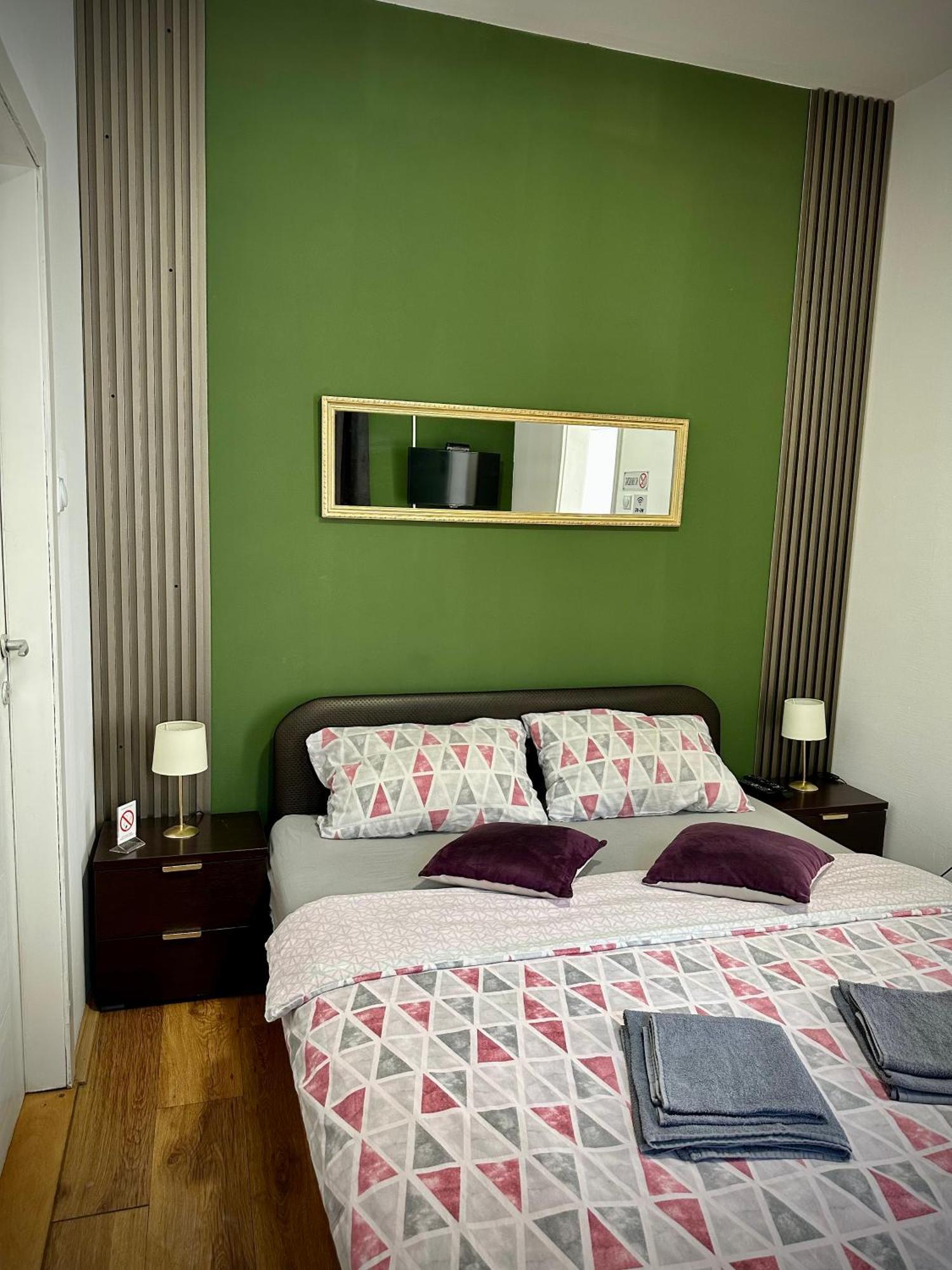 S&N Apartments Ni מראה חיצוני תמונה